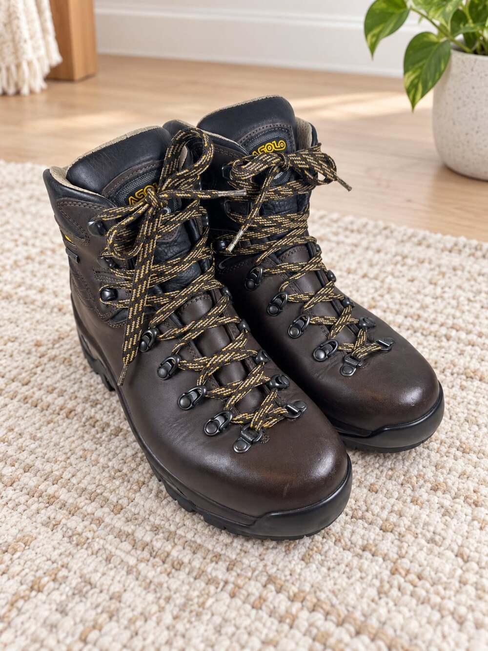 Asolo TPS 535 V Hiking Boots Men 9 Brown Leather Vibram Backpacking Trekking